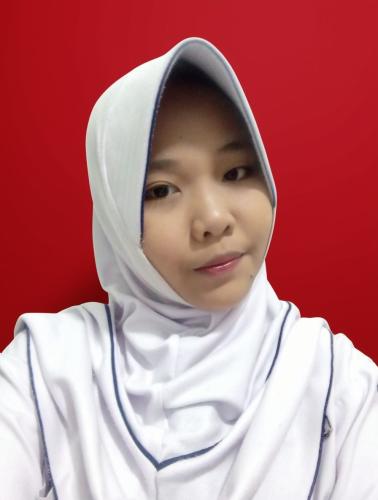 DESTI AYU QOMARA